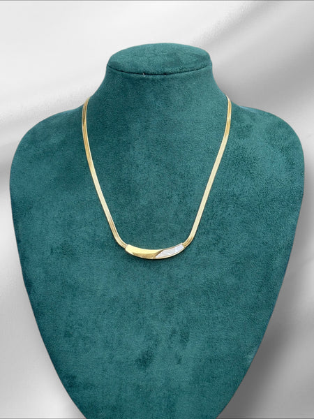 Statement necklace with Mother pearl