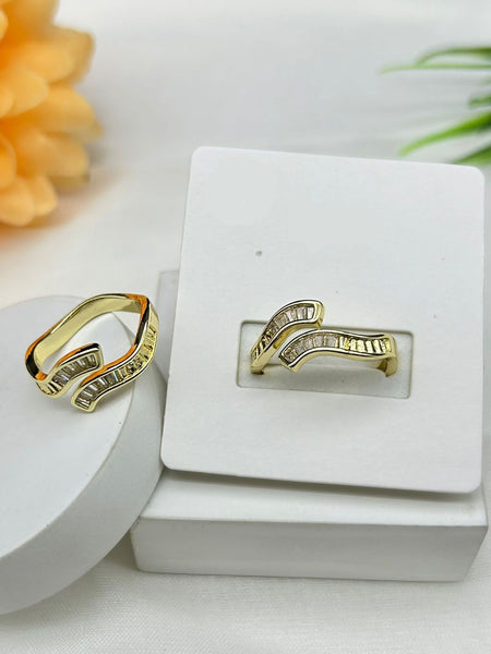 Adjustable ring Curve top