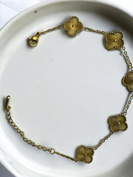 Anti Tarnish Clover Chain Bracelet