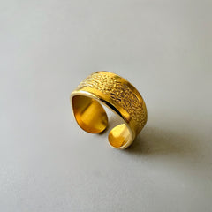 Anti Tarnish Textured Chunky Ring - Gold