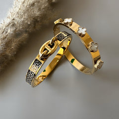 Anti Tarnish bracelets Display image