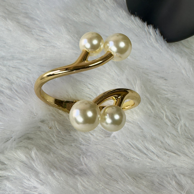 Anti Tarnish open top Bracelet with Pearl