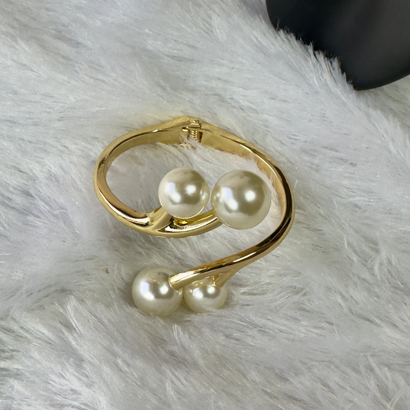 Anti Tarnish open top Bracelet with Pearl