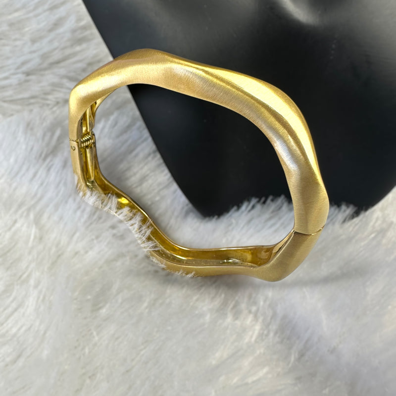 Asymmetrical Anti-tarnish Brass Bracelet - Gold