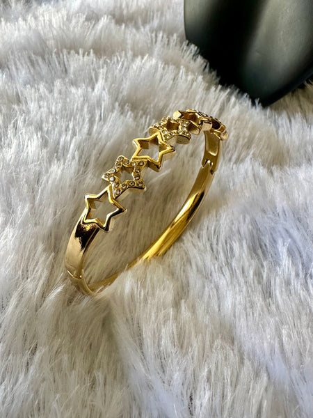 Star Studded Anti Tarnish Bracelet - Gold