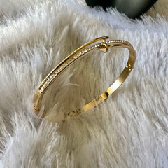 Embellished Nail Anti Tarnish Bracelet - Gold