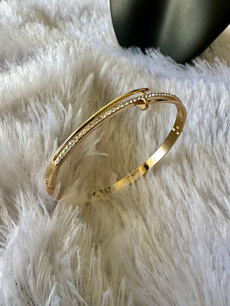Embellished Nail Anti Tarnish Bracelet - Gold