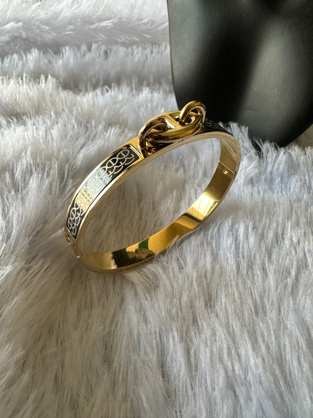Black Buckle Style Embellished Bracelet