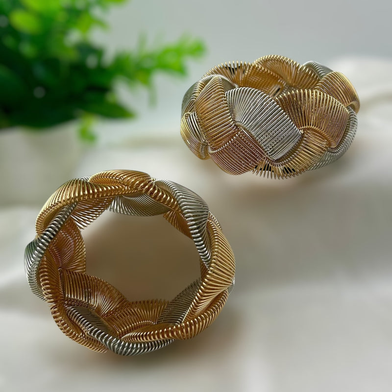 anti-tarnish bracelet