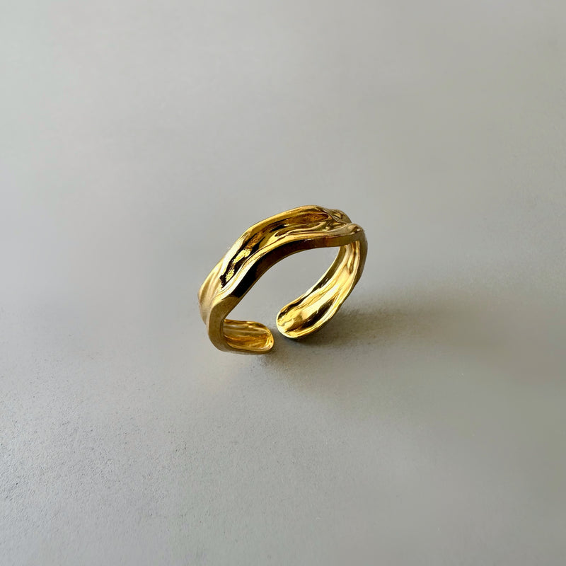 Curve Style Anti-Tarnish Ring - Gold