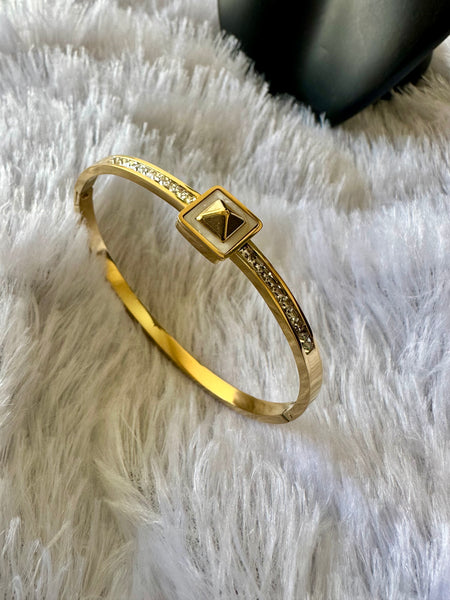 Minimalistic Anti-Tarnish Bracelet - Gold