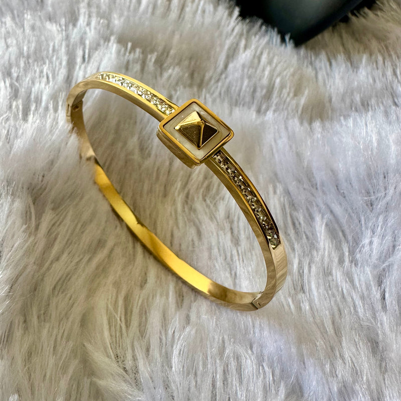 Minimalistic Anti-Tarnish Bracelet - Gold