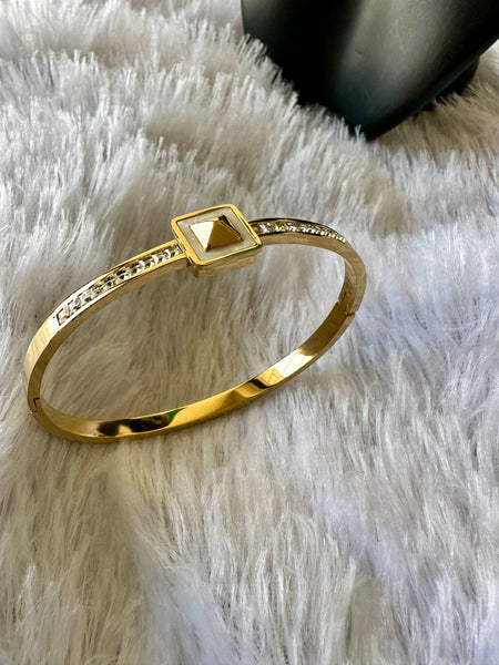 Minimalistic Anti-Tarnish Bracelet - Gold