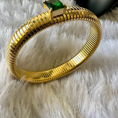 Stretchable Single Emerald Stone Embellished Bracelet - Anti Tarnish