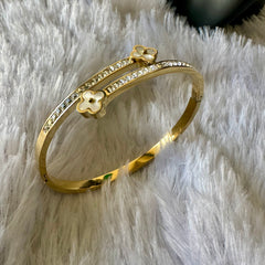 Stone Embellished Clover Bracelet - Gold