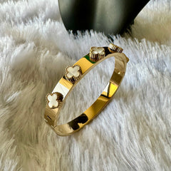 Clover Embellished Statement Bracelet - Gold