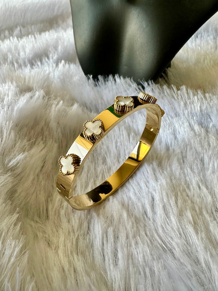 Clover Embellished Statement Bracelet - Gold
