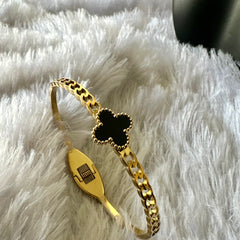 Minimalist Single Clover Bracelet - Gold