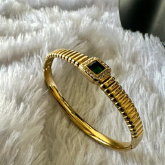 Emerald Stone Anti Tarnish Bracelet - Gold