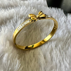 Anti Tarnish Stone Studded Bow Bracelet - Gold
