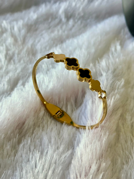 Anti-Tarnish Cuff Clover Bracelet