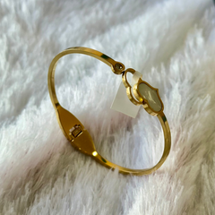 Mother pearl heart shape bracelet