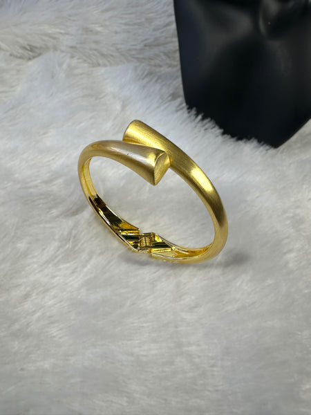 Trendy Anti-tarnish Brass Bracelet - Gold