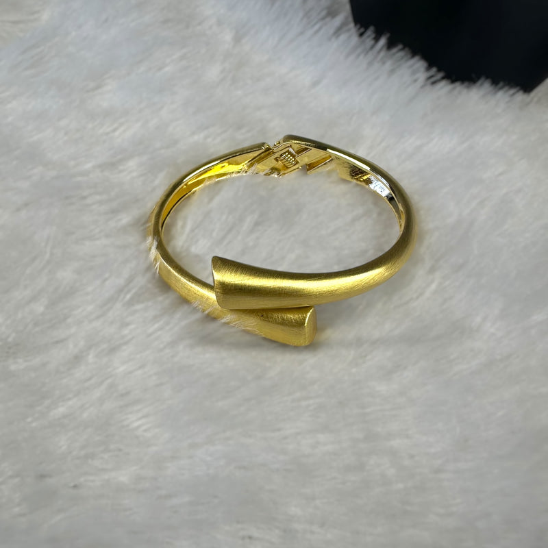 Trendy Anti-tarnish Brass Bracelet - Gold