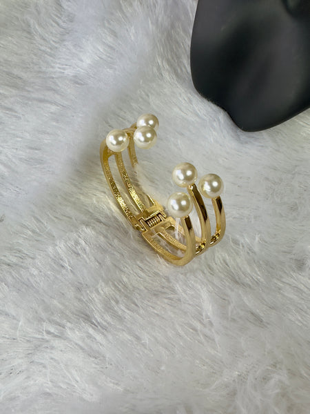 Pearl Embedded Anti Tarnish cuff Bracelet