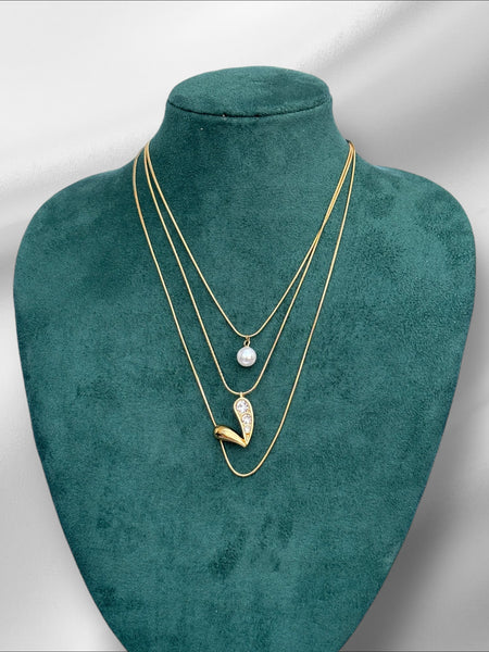 Three Layered Chain Necklace with Pendant
