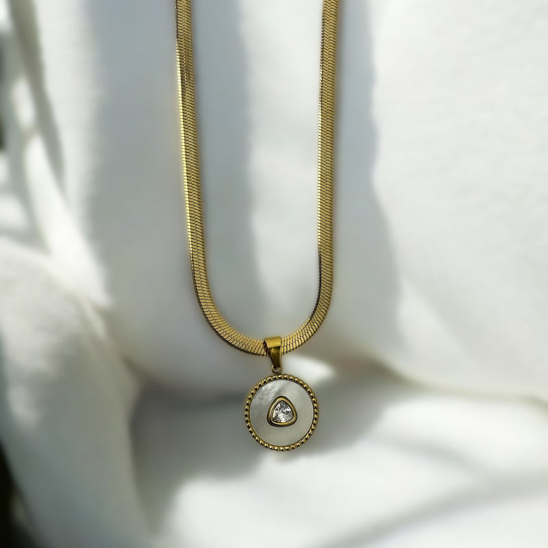Anti Tarnish Snake Chain Necklace with MOP Pendant