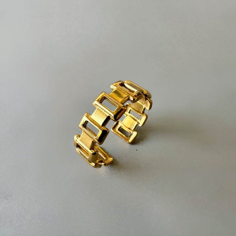 Rectangle Link Anti-Tarnish Ring - Gold