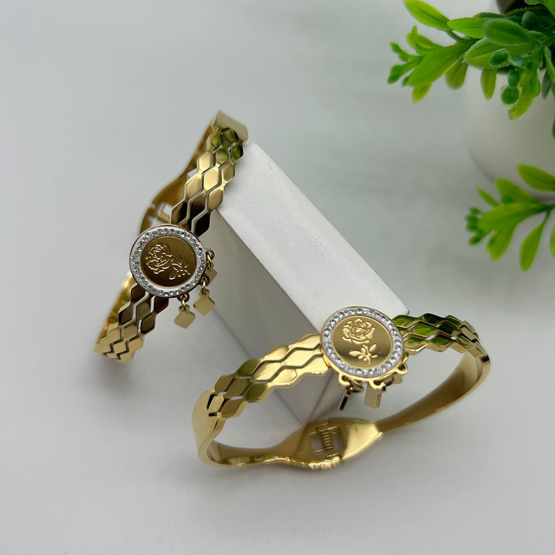 Rose Engraved Anti Tarnish Bracelet - Gold