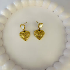 Tiny Heart Earrings