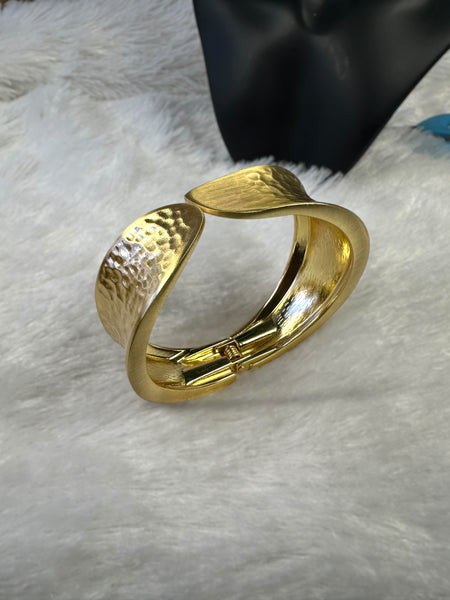 Statement Anti Tarnish Brass Bracelet - Gold