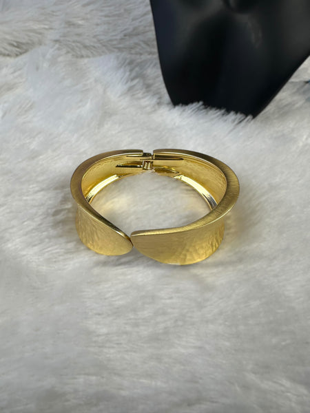 Statement Anti Tarnish Brass Bracelet - Gold