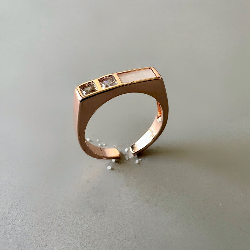 Straight Embellished Adjustable Ring - Rosegold