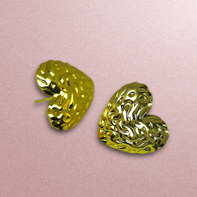 Textured Heart Shaped Anti Tarnish Stud Earrings - Gold