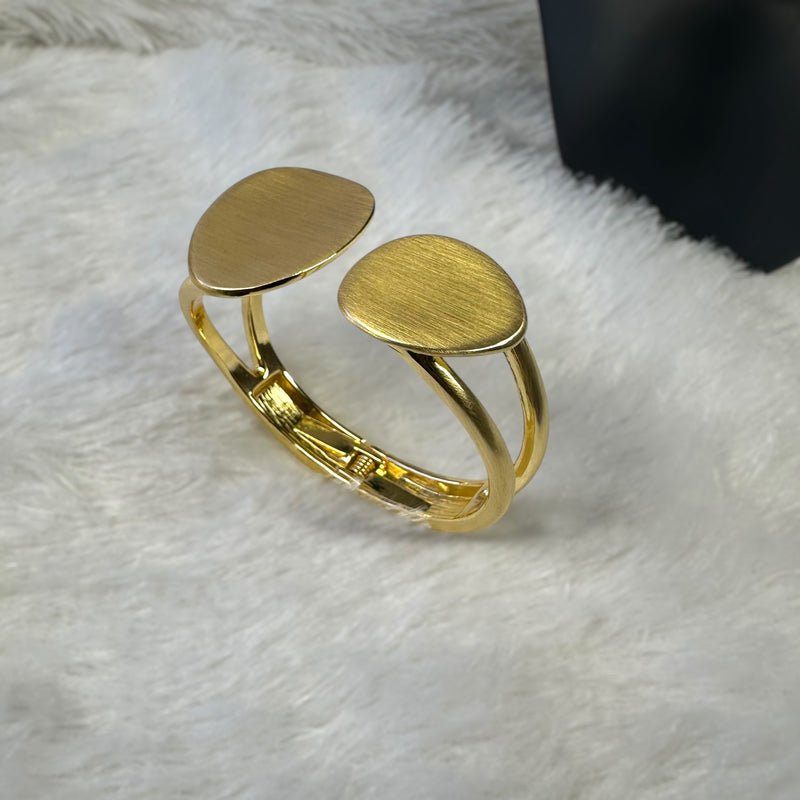 Vintage Anti Tarnish Brass Cuff Bracelet