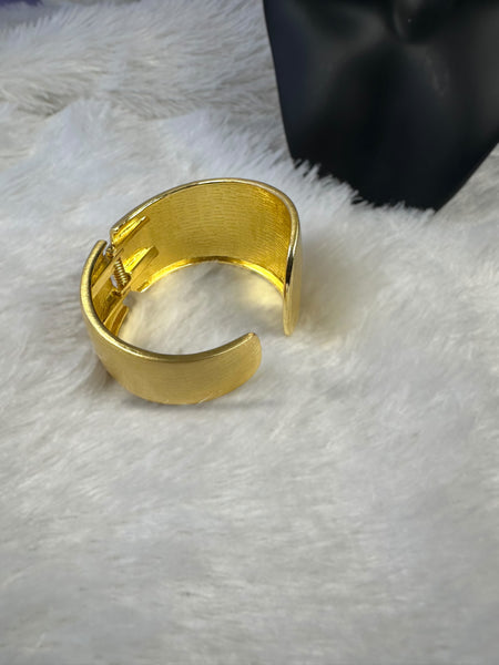 Abstract Open Anti Tarnish Brass Bangle Bracelet - Gold